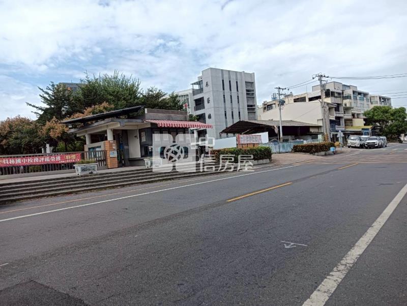 員林國中旁全新美墅房屋室內格局與周邊環境