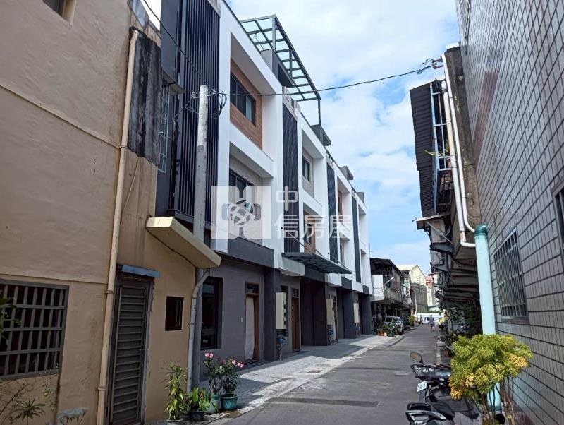 員林國中旁全新美墅房屋室內格局與周邊環境