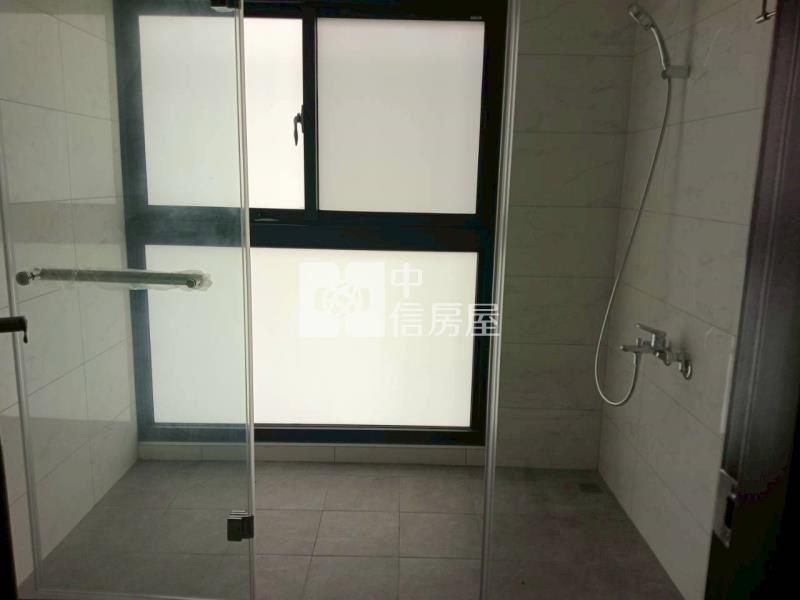 員林國中旁全新美墅房屋室內格局與周邊環境