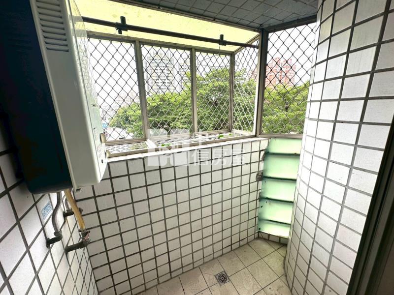 美村商圈邊間大三房平車房屋室內格局與周邊環境