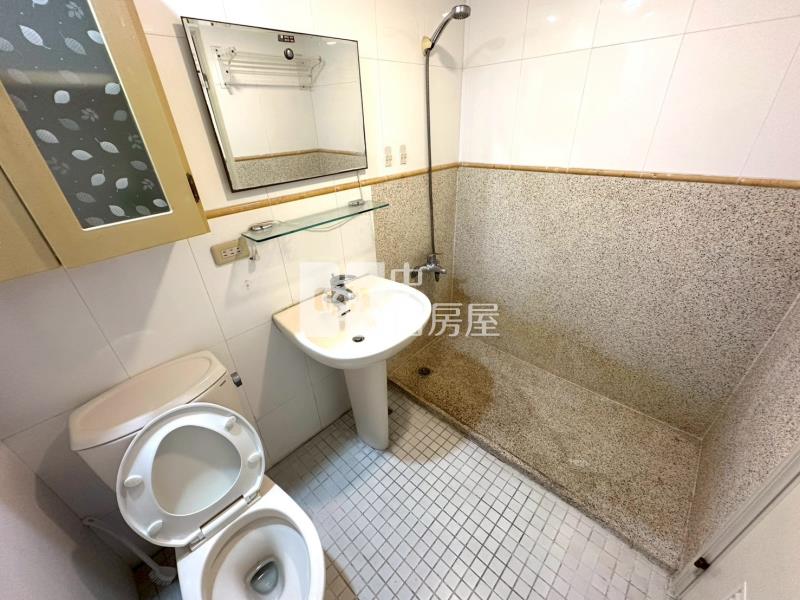 美村商圈邊間大三房平車房屋室內格局與周邊環境