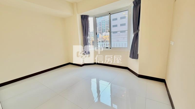 中央公園電梯4房房屋室內格局與周邊環境