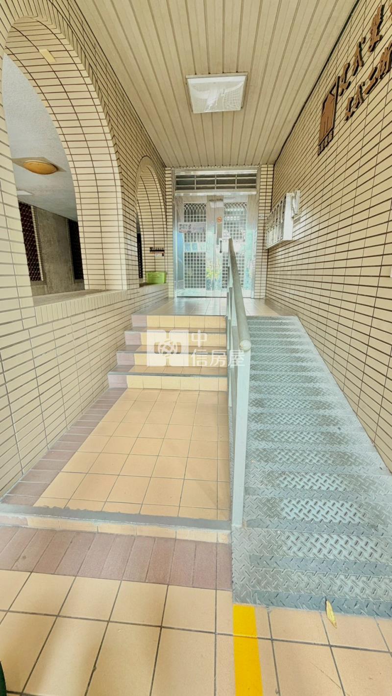 中央公園電梯4房房屋室內格局與周邊環境