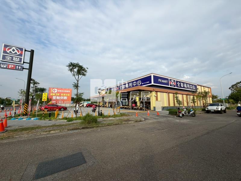 歸仁最夯高鐵特區美建地房屋室內格局與周邊環境