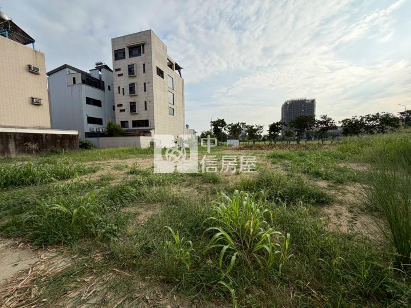 歸仁最夯高鐵特區美建地房屋室內格局與周邊環境