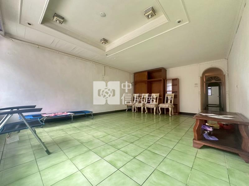 巷寬孝親透天房屋室內格局與周邊環境