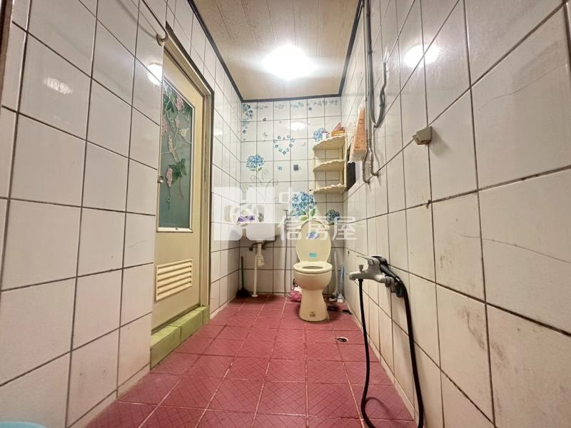 巷寬孝親透天房屋室內格局與周邊環境