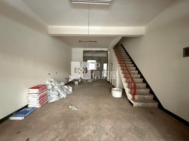 平鎮宋屋國小7米路透天房屋室內格局與周邊環境