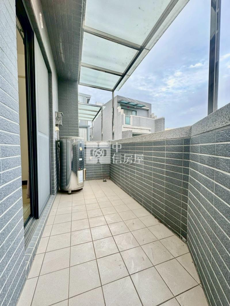 大元國小臨10米路輕屋齡孝親別墅房屋室內格局與周邊環境