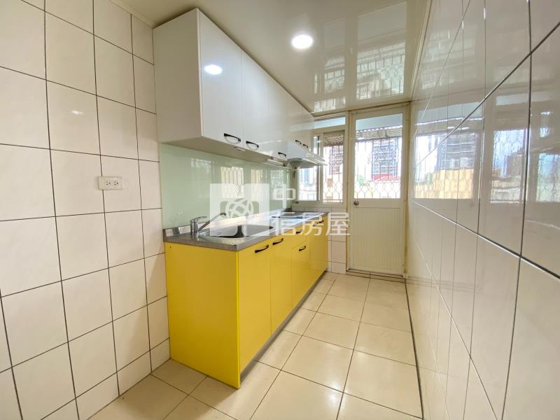 東山商圈低總價免整理3房美寓房屋室內格局與周邊環境