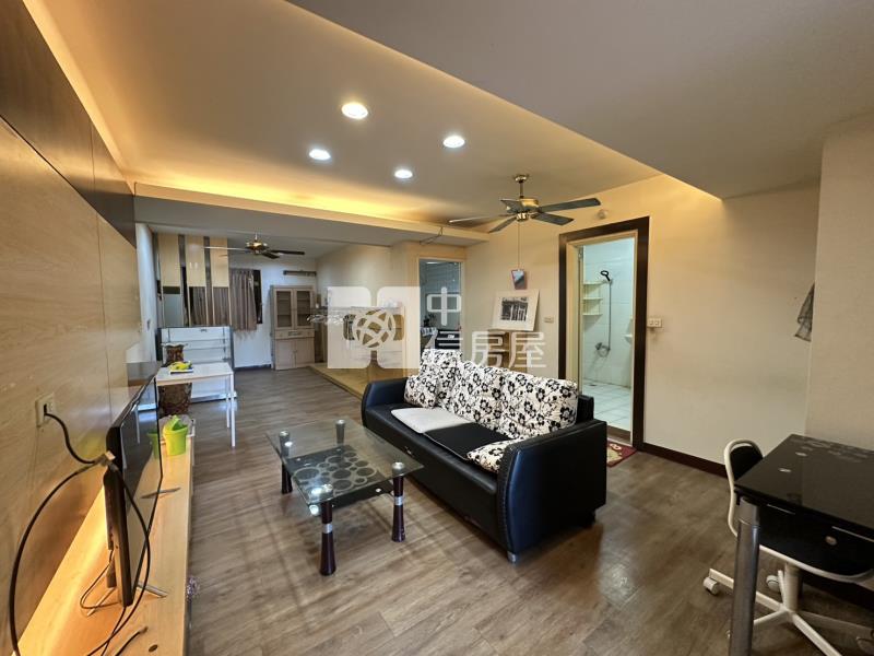 健行國小三改二大兩房小華廈房屋室內格局與周邊環境