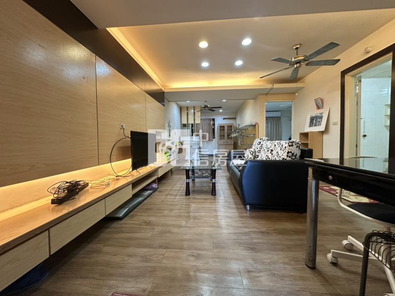 健行國小三改二大兩房小華廈房屋室內格局與周邊環境