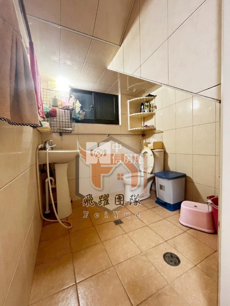 龍岡森林公園旁 漂亮 大地坪透天厝房屋室內格局與周邊環境