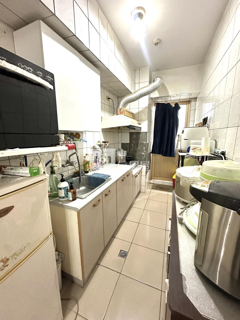 G10捷運站三房超大平車樹海戶房屋室內格局與周邊環境