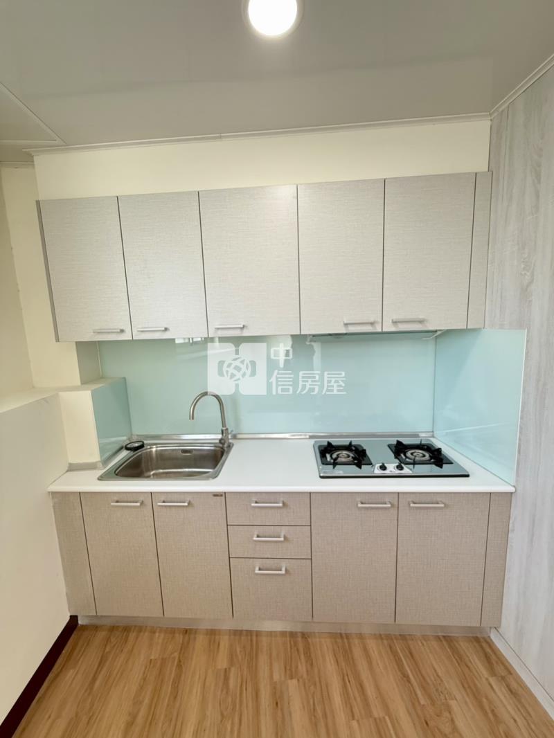 樹孝&中山商圈裝潢三房車位房屋室內格局與周邊環境