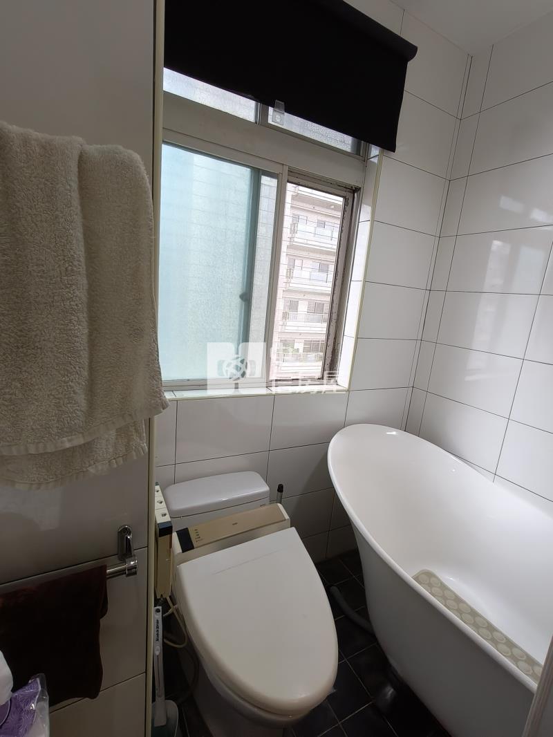 中壢SOGO旁國家宮廷電梯3房+車位房屋室內格局與周邊環境