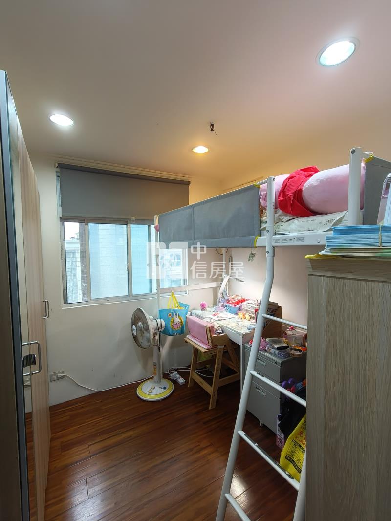 中壢SOGO旁國家宮廷電梯3房+車位房屋室內格局與周邊環境