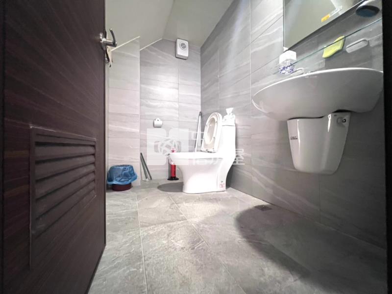 大展鴻圖龍慈路金店面房屋室內格局與周邊環境