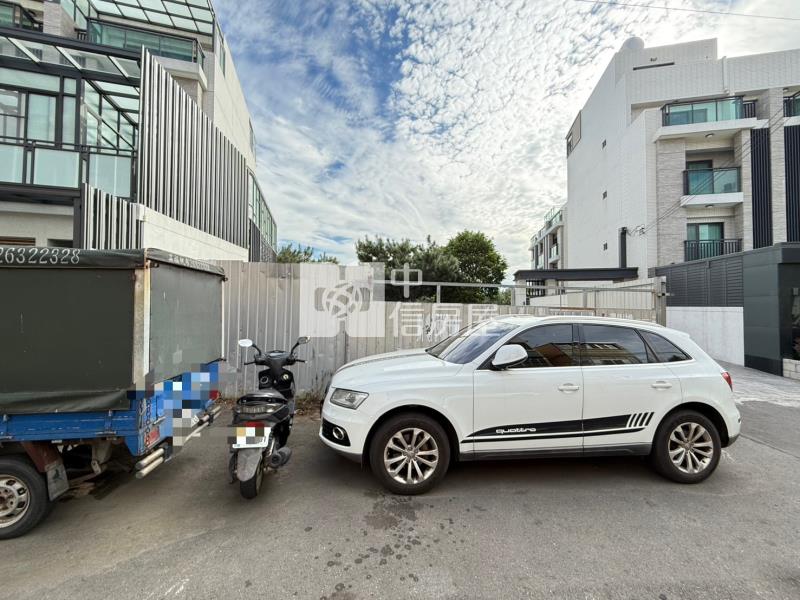 沙鹿15米路大面寬住三建地(專任)房屋室內格局與周邊環境