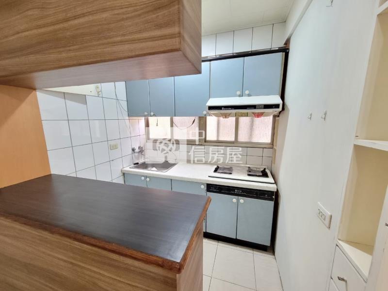 中原凱悅電梯1+1房房屋室內格局與周邊環境