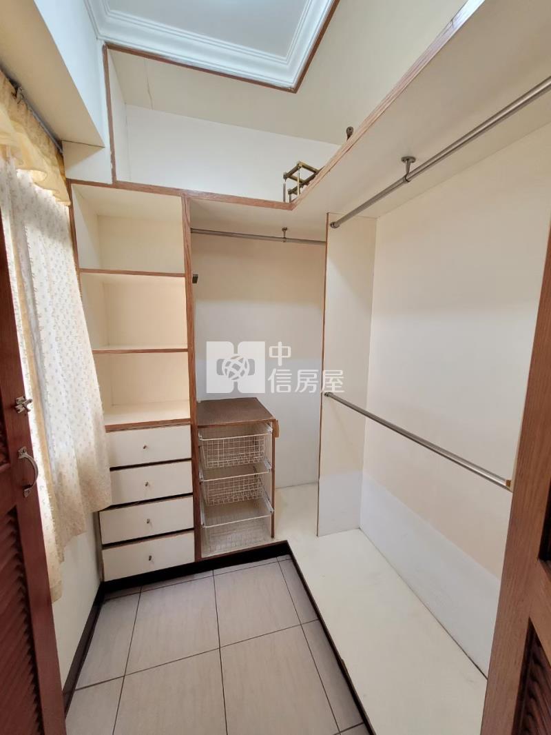 中原凱悅電梯1+1房房屋室內格局與周邊環境