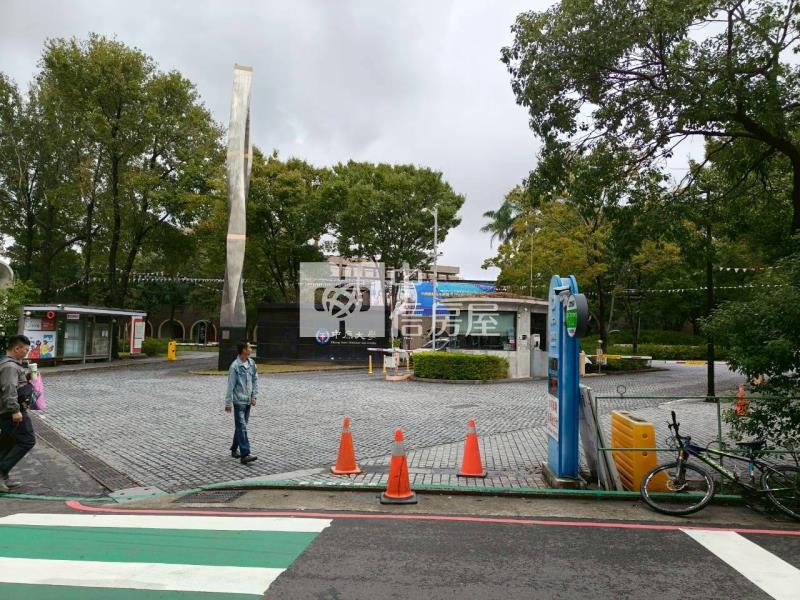 中原凱悅電梯1+1房房屋室內格局與周邊環境