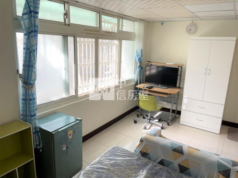 中原大仁四街收租5套房房屋室內格局與周邊環境