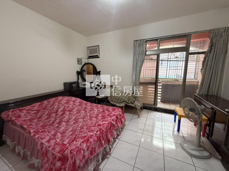 專-新屋國小低總價邊間5房車美透天房屋室內格局與周邊環境