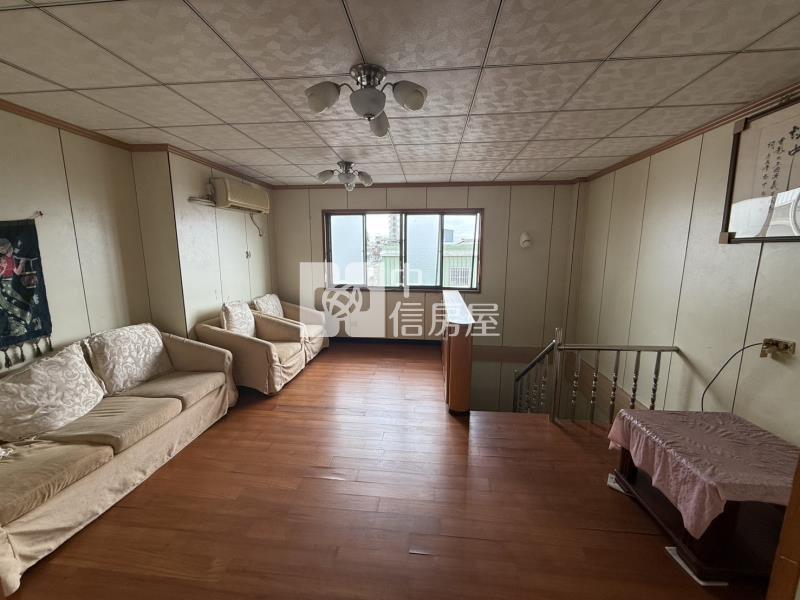 專-新屋國小低總價邊間5房車美透天房屋室內格局與周邊環境