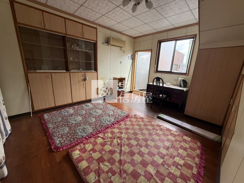 專-新屋國小低總價邊間5房車美透天房屋室內格局與周邊環境