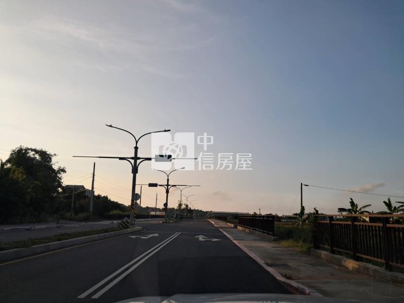 月桃路二段旁大面寬田房屋室內格局與周邊環境