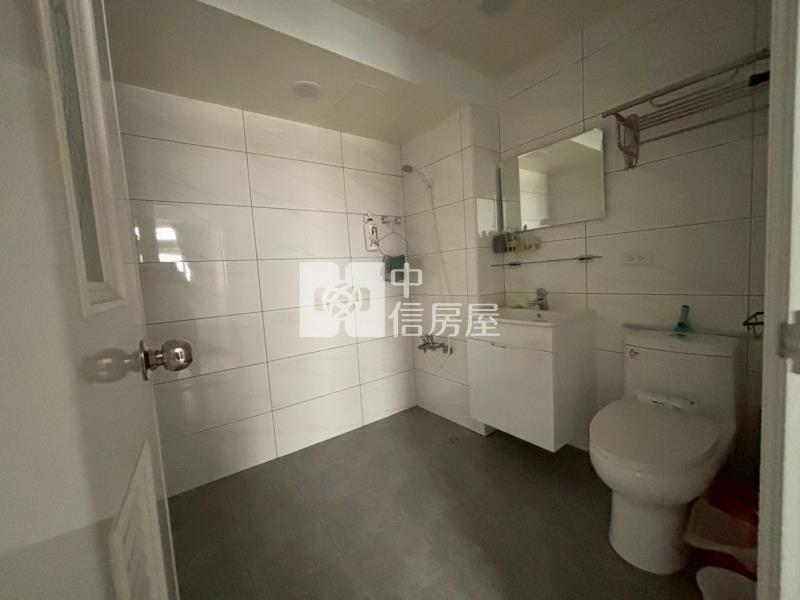 近華勛商圈整新採光美大三房房屋室內格局與周邊環境