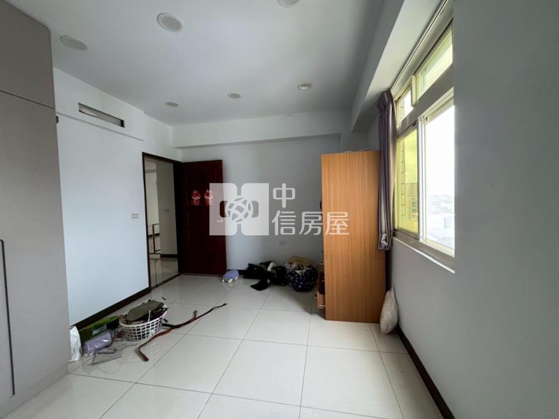 近華勛商圈整新採光美大三房房屋室內格局與周邊環境