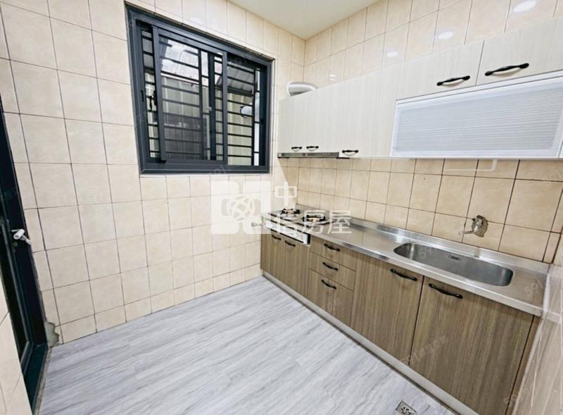 A22中壢高中一樓美三房房屋室內格局與周邊環境