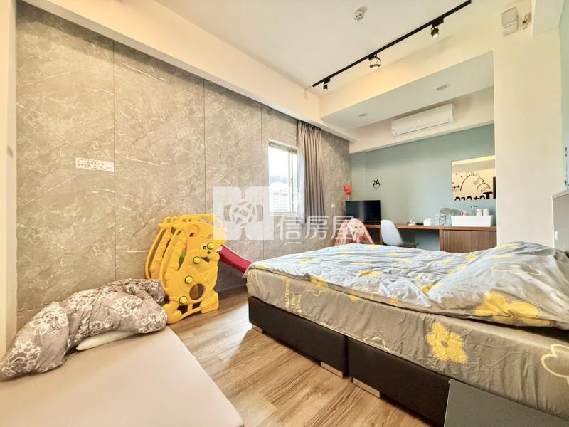 三義鯉魚潭邊間民宿房屋室內格局與周邊環境