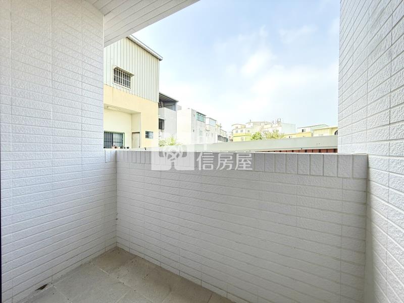 皇家大苑全新三房平車房屋室內格局與周邊環境