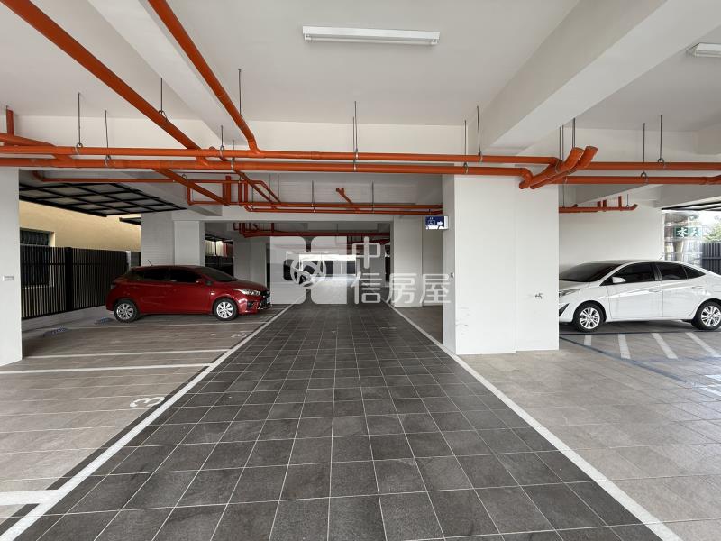 皇家大苑全新三房平車房屋室內格局與周邊環境