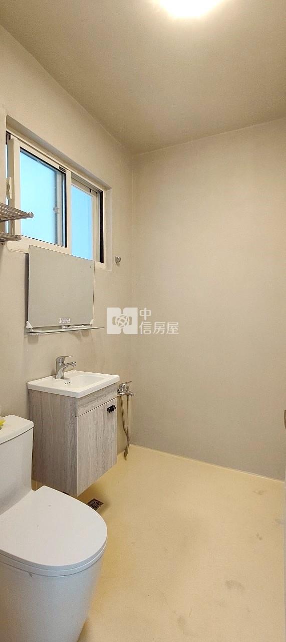 【新世紀】桃園文中路旁整新美寓房屋室內格局與周邊環境