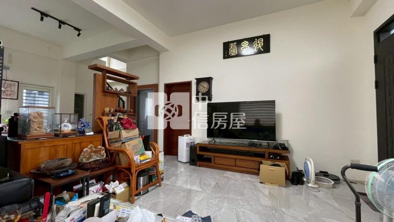 田園孝親房電梯邊間透天房屋室內格局與周邊環境