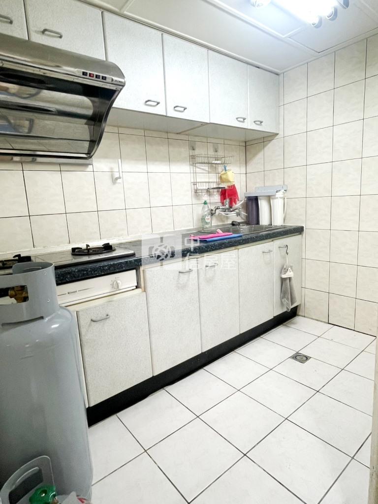 【新世紀】文化國小華厦(金色別莊)房屋室內格局與周邊環境