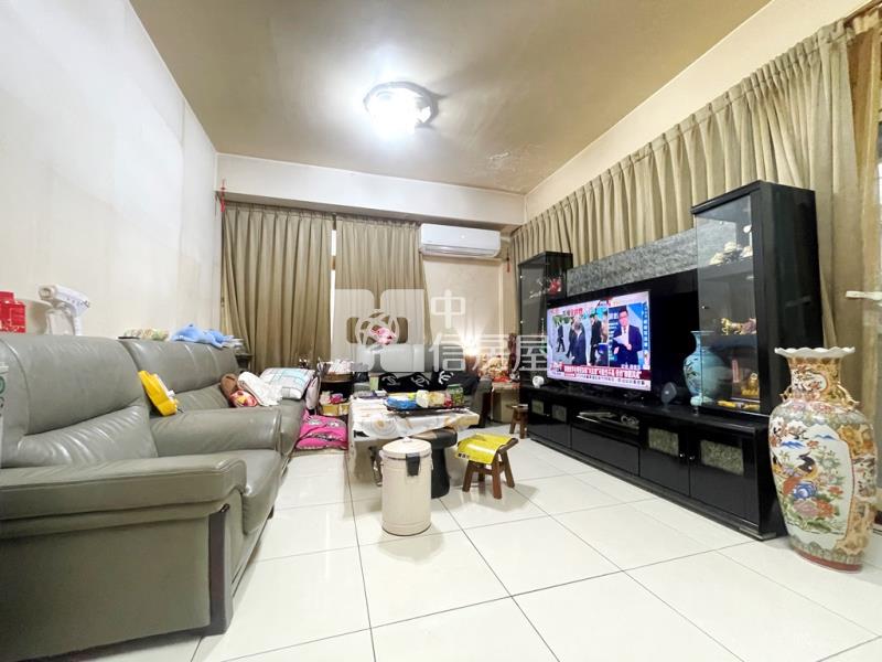 【新世紀】內壢大面寬邊間別墅房屋室內格局與周邊環境