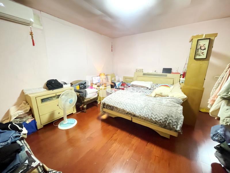 【新世紀】內壢大面寬邊間別墅房屋室內格局與周邊環境