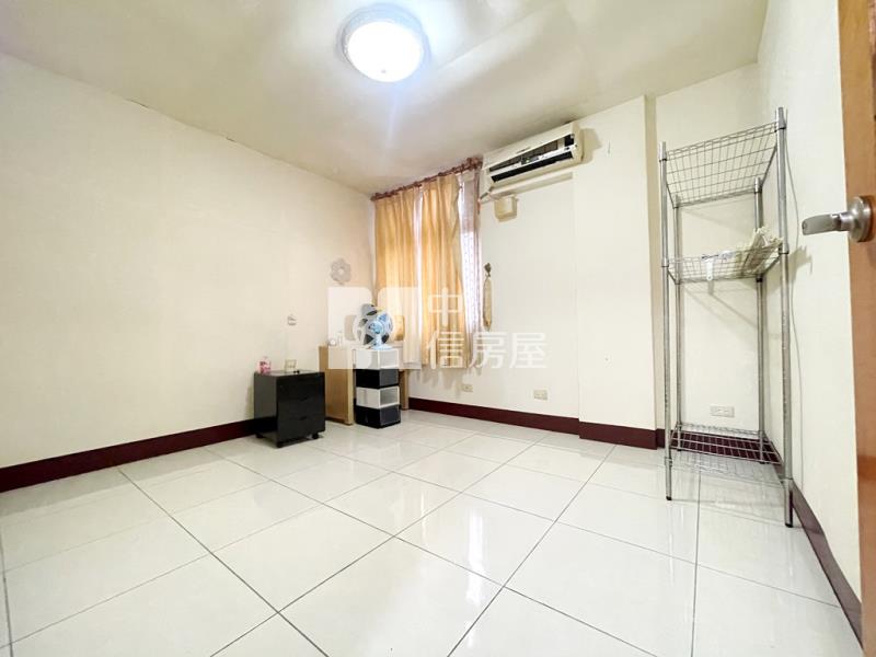 【新世紀】內壢大面寬邊間別墅房屋室內格局與周邊環境