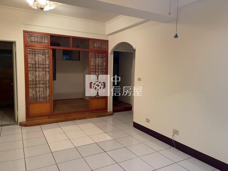 平興國小旁小資美三房房屋室內格局與周邊環境