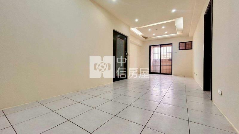 稀有釋出[英雄鎮]夢幻三房房屋室內格局與周邊環境