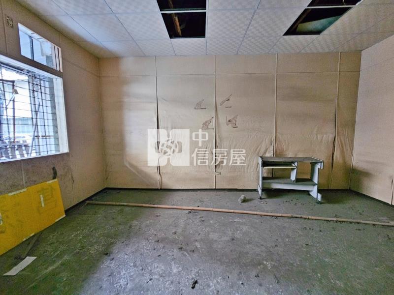 兵仔市旁需大整修角窗店住房屋室內格局與周邊環境