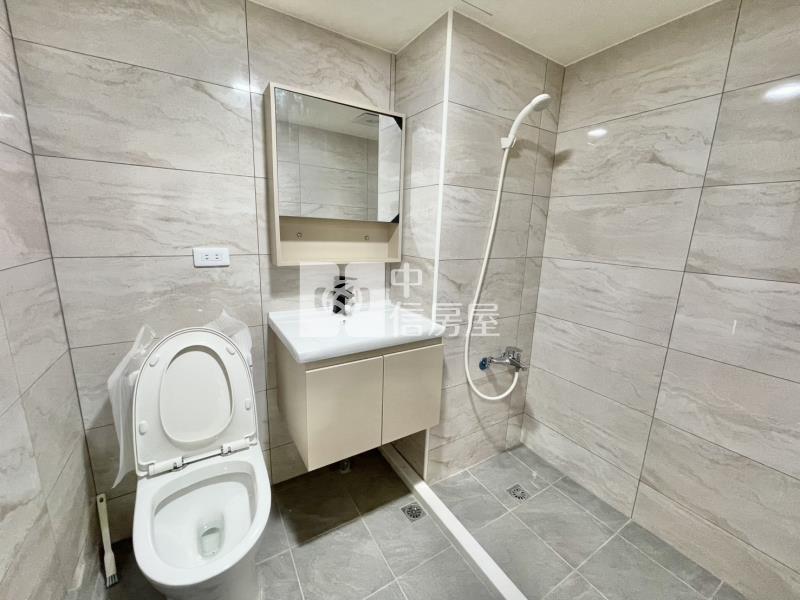 【新世紀】近楊梅交流道三房+機械車位房屋室內格局與周邊環境