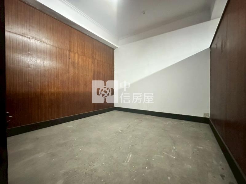 大溪銀行旁黃金透天店面樺樺房屋室內格局與周邊環境