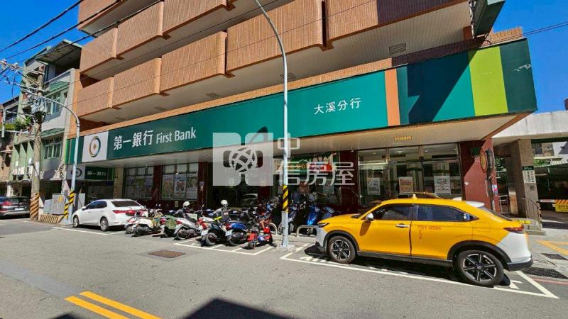 大溪銀行旁黃金透天店面樺樺房屋室內格局與周邊環境