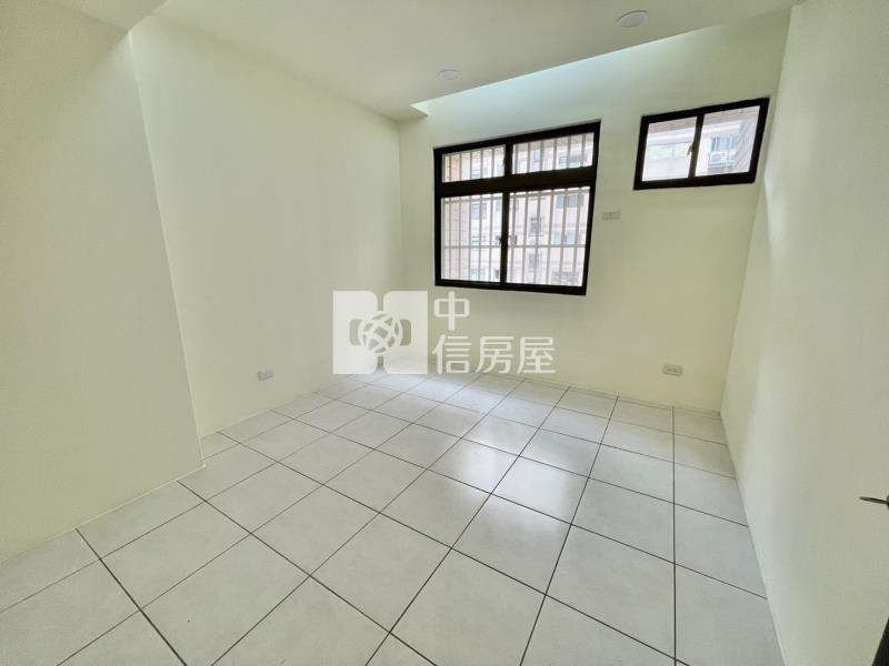 【新世紀】近平鎮火車站大三房房屋室內格局與周邊環境